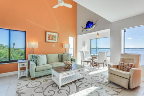 Bright Englewood Gem Rooftop Patio, Walk to Beach